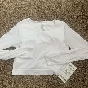 Lululemon ebb to street long sleev